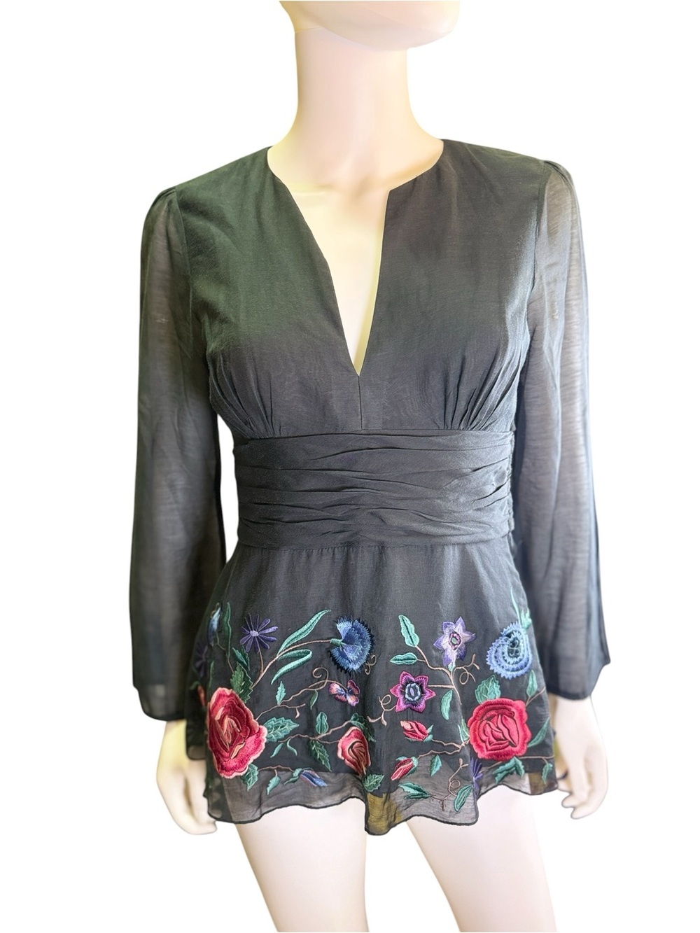 Tibi Black Embroidered Floral Peplum Silk Blend Top size Small Good Condition